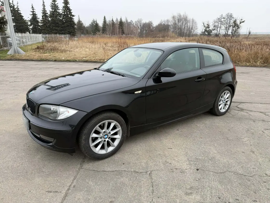 BMW 116 — auto z placu Komisu Prusice