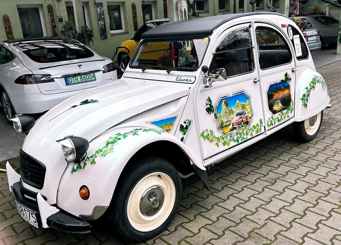 Citroën 2CV — Garaż klasyków, Komis Prusice