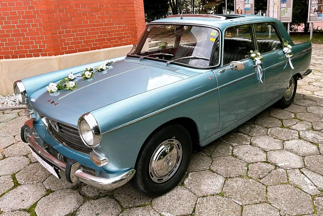 Peugeot 404 — Garaż klasyków, Komis Prusice