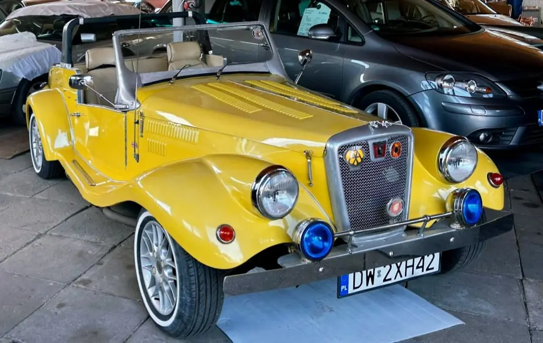 Roadster Spartan — Garaż klasyków, Komis Prusice
