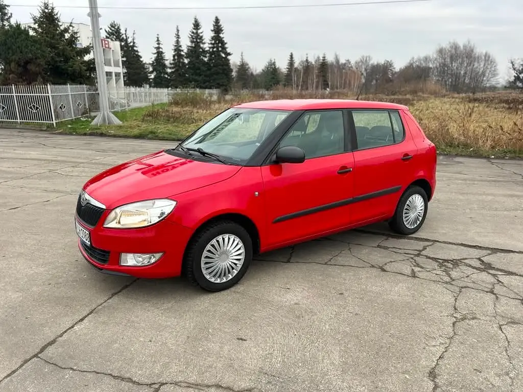 Skoda Fabia 1.2 — auto z placu Komisu Prusice