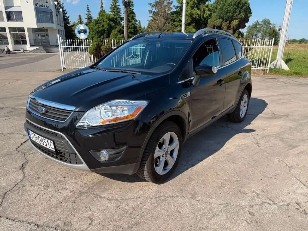 Ford Kuga z placu Komisu Prusice